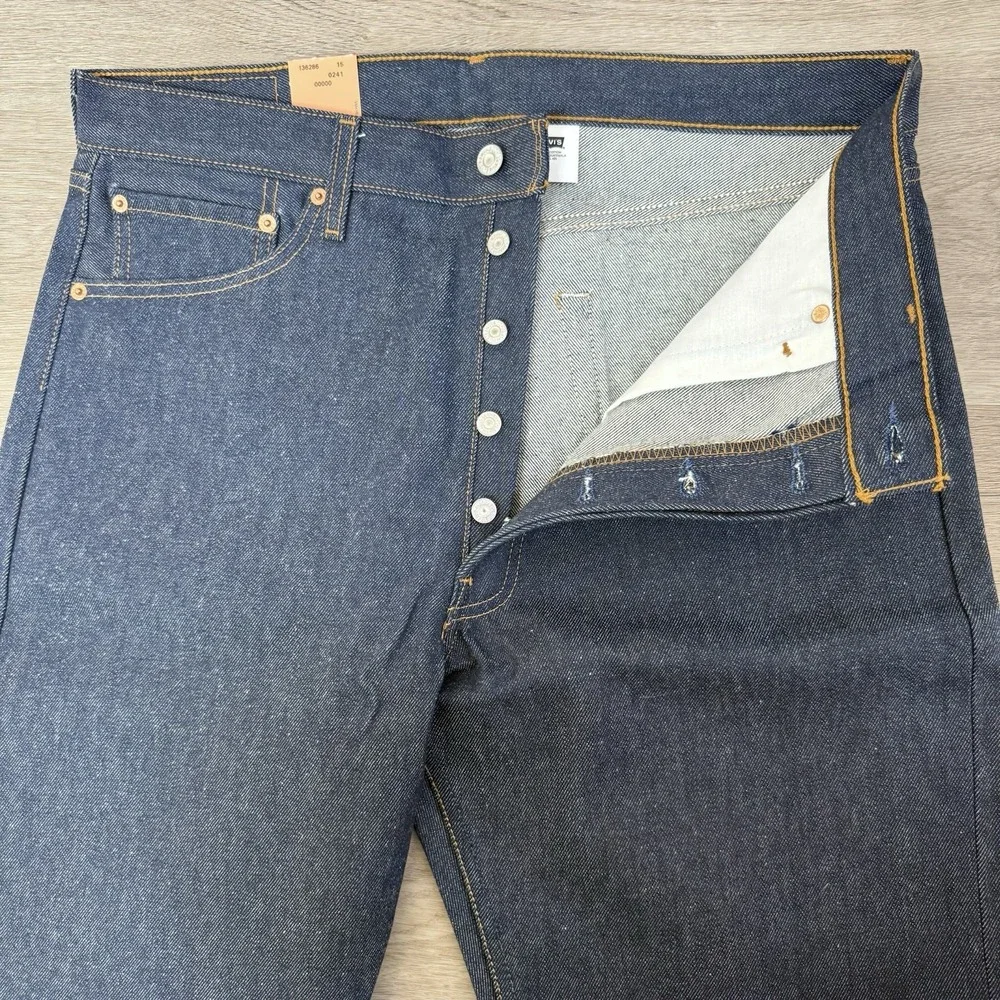 VTG Levis 501XX Shrink To Fit Jeans 35x33 Deadstock Raw Denim 2001 NOS 501 0000